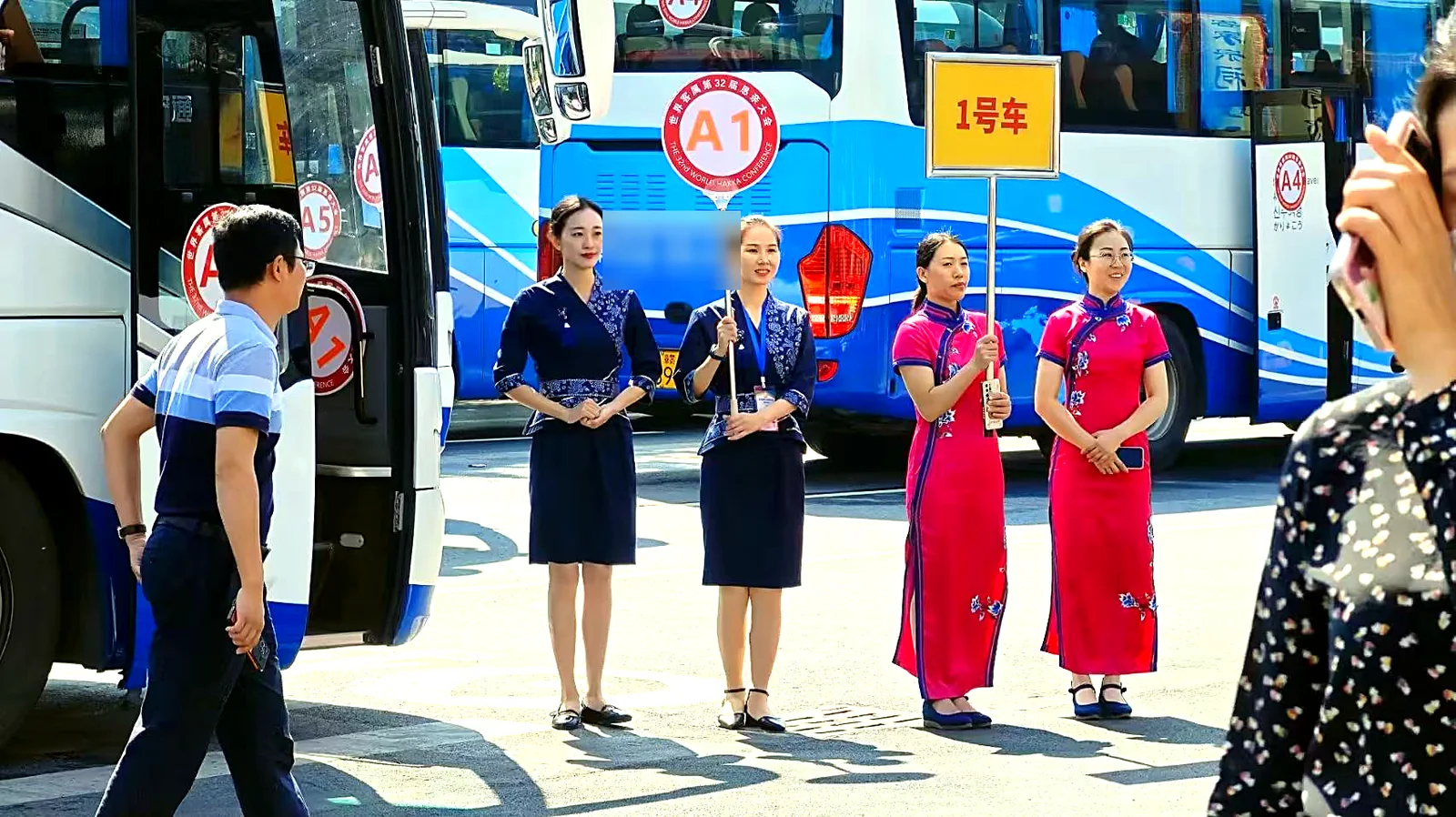 会务用车迎宾服务现场实拍（车牌已打码）